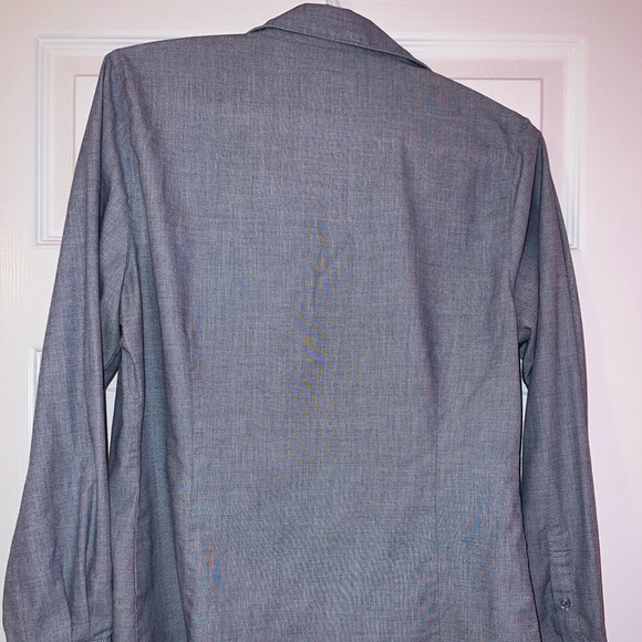 Long sleeve button down - Picture 2 of 3